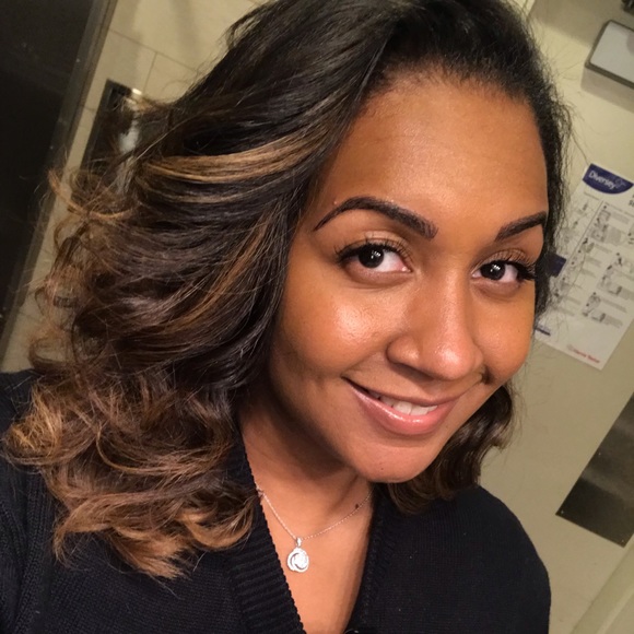 Meet your Posher, Sasha - Picture 3 of 3